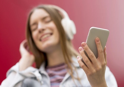 Conheça os principais apps para baixar música gratuitamente (Foto: Freepik)