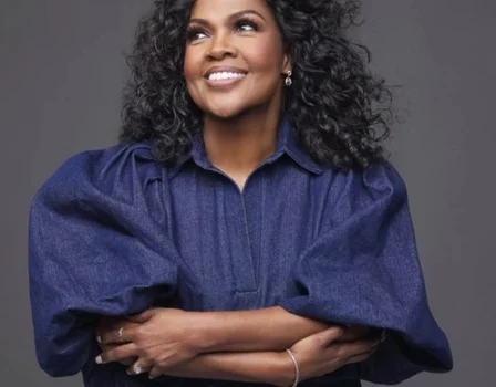 Cece Winans: Ouça os maiores sucessos nestes aplicativos